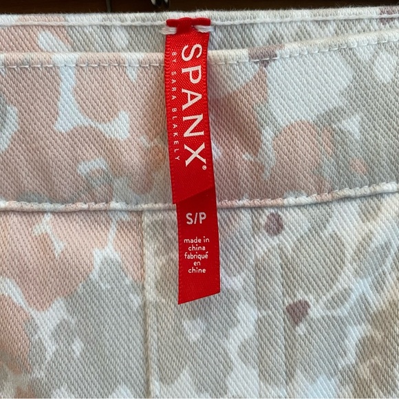 SPANX Floral Cropped Jean-ish Leggings Pants Blush Petal, Size S - Picture 5 of 11